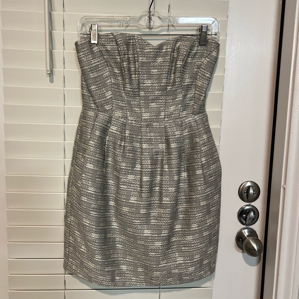 Grey strapless dress